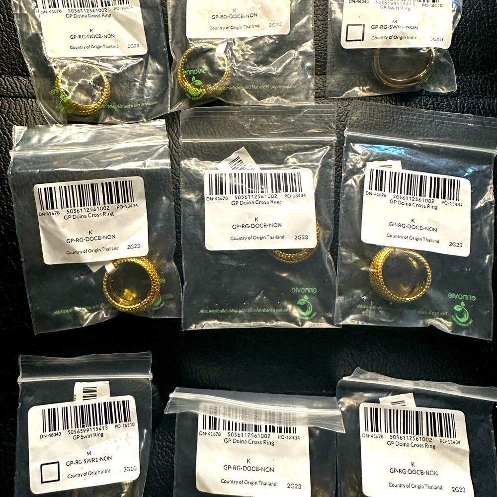 LOT of Monica Vinader Rings (9)
